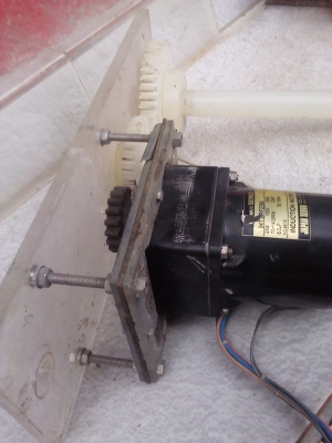 (VDOต่อให้ดู2ชุด)ชุดมอเตอร์เกียร์ปรับรอบได้ 70-1400รอบต่อนาทีใช้ไฟ100V.ขนาดกำลังมอเตอร์25 W.(มี12ลูก)