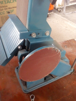 เครื่องขัดกระดาษทราย ใช้ลบคมแต่งผิวอื่นๆ ทำให้งานออกมาสวยและเร็วขัดแต่งได้ทุกวัสดุของใหม่พร้อมใช้ปรับองศาการขัดได้