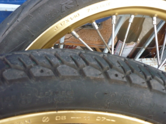 ชุดล้อ DID พร้อมใส่ ฮอนด้ารุ่นSonic CBR และตระกูลฮอนด้า ถูกๆ..พร้อมจานดิส