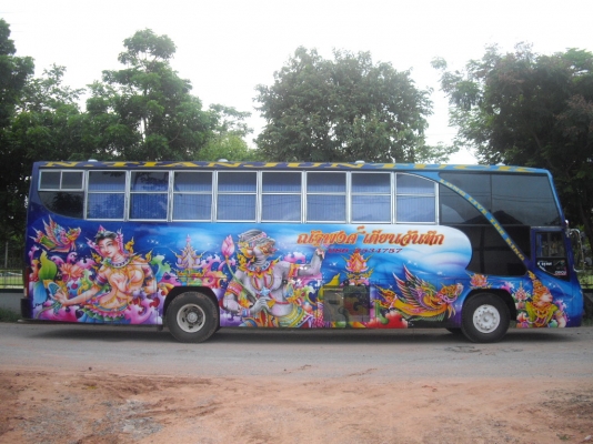 ขายรถบัสเบนช์ เครื่อง ek 100 260 แรง สถาพใหม่ พร้อมใช้งาน