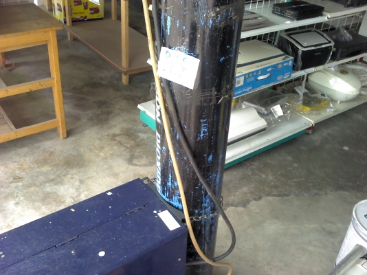 ลดราคาเครื่องเชื่อม MIG ยี่ห้อ DIAMOND WELA รุ่น 250Y เป้นระบบอินเวอร์เตอร์ พร้อมถังและอุปกรณ์ป้อนลวด(แค่ถังก็5000กว่า