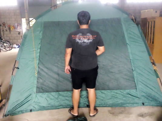 เต็นท์เดินป่าและแค้มปิ้ง ขนาดใหญ่(เอาเตียงนอนเข้าไปได้เลย) 6-8 คนสบาย มีเสาพับในตัวเต็นท์เลยกางง่ายจากญี่ปุ่น เต็นท์เดินป่าและแค้มปิ้ง ขนาดใหญ่(เอาเตียงนอนเข้าไปได้เลย) 6-8 คนสบาย มีเสาพับในตัวเต็นท์เลยกางง่ายจากญี่ปุ่น