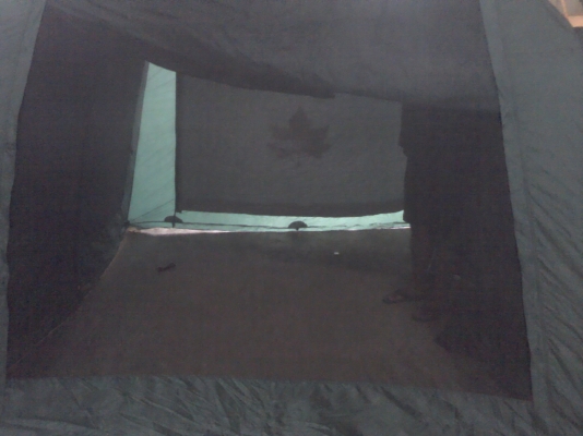 เต็นท์เดินป่าและแค้มปิ้ง ขนาดใหญ่(เอาเตียงนอนเข้าไปได้เลย) 6-8 คนสบาย มีเสาพับในตัวเต็นท์เลยกางง่ายจากญี่ปุ่น เต็นท์เดินป่าและแค้มปิ้ง ขนาดใหญ่(เอาเตียงนอนเข้าไปได้เลย) 6-8 คนสบาย มีเสาพับในตัวเต็นท์เลยกางง่ายจากญี่ปุ่น