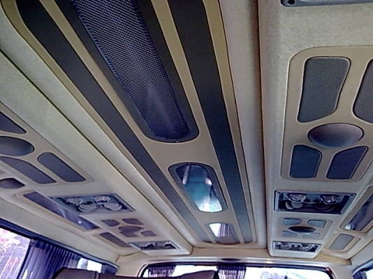 ขายรถตู้ TOYOTA HIACE ปี91แต่ง VIP