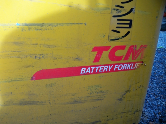 Forklift TCM ยืนขับ