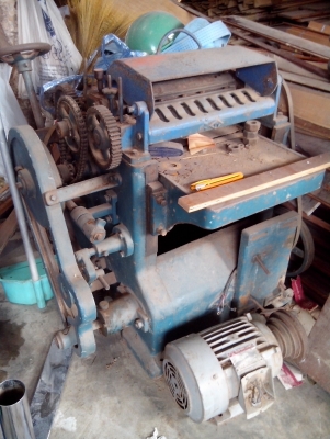 เครื่องใส 14 นิ้ว