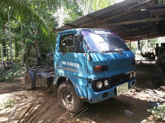 ขายรถ 4 ล้อใหญ่หัวคัสซี ISUZU KS 88 แรงม้า เล่มทะเบียนพร้อม ราคา 100000