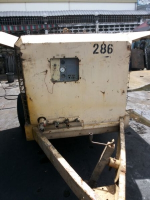 ขายปั้ม INGERSOLL-RAND  375 CFM เครื่องขมิ้น พร้อมใช้งาน พร้อมรับประกัน ครับ