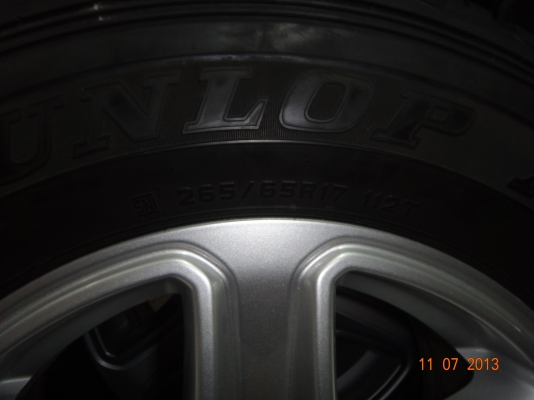 ขายยาง DUNLOP GRANDTREK  ปี 2011