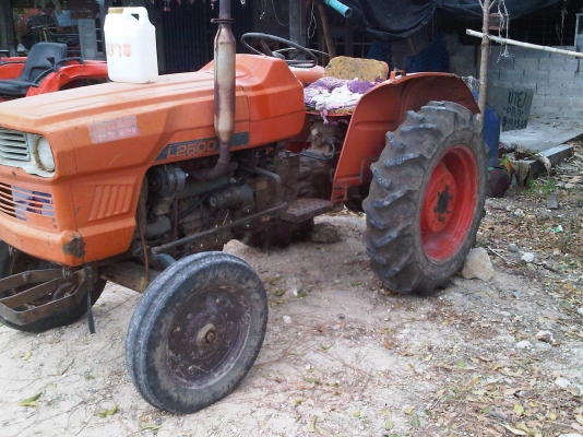Kubota L2600 26แรง ไฮโดรลิคดี เครื่องแน่นดี แห้งๆ ครับ