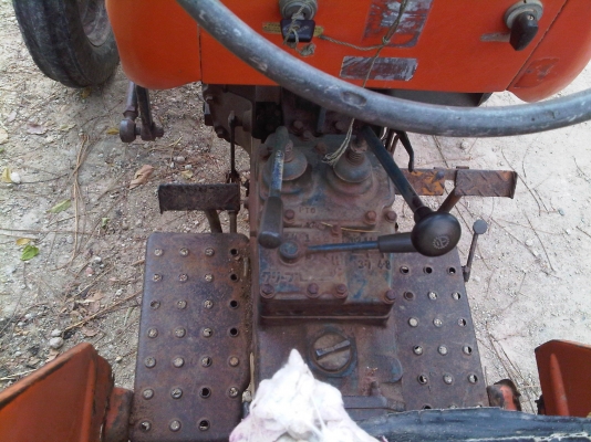 Kubota L2600 26แรง ไฮโดรลิคดี เครื่องแน่นดี แห้งๆ ครับ