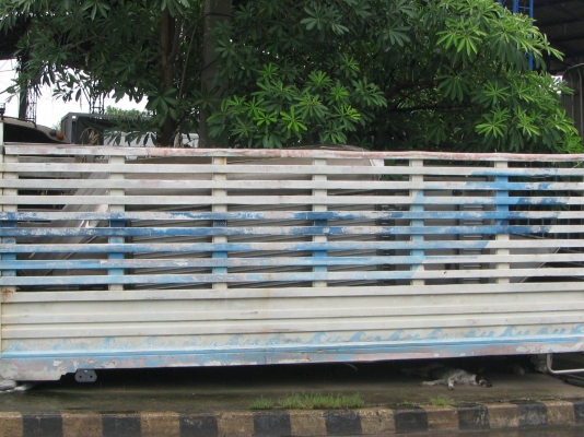 กระบะสแตนเลสมือสอง