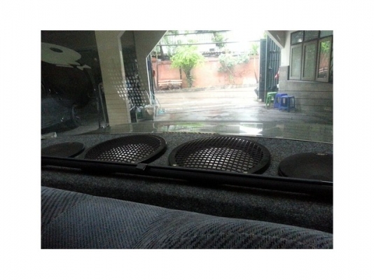 เพื่อนฝากขายครับ CIVIC 1.6 VTEC  AT ปี 2000 สภาพดีมากๆๆ ไม่ชน มือเดียว ศูนย์ตลอด