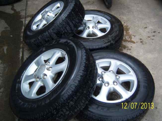 ขายแม็กอีซูซุ  ขอบ 16  พร้อมยาง  1ชุด