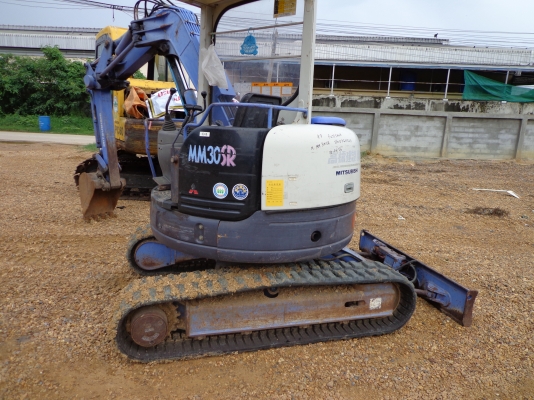 ขายแมคโคร MITSUBISHI MM30 SR ติดต่อคุณจิ๊ด โทร. 089-7949488