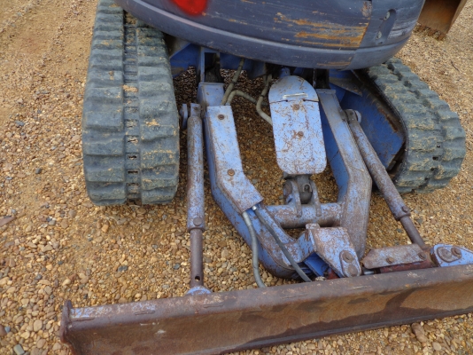 ขายแมคโคร MITSUBISHI MM30 SR ติดต่อคุณจิ๊ด โทร. 089-7949488