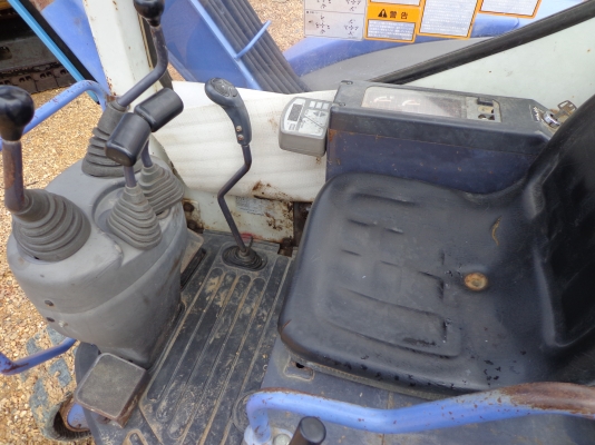 ขายแมคโคร MITSUBISHI MM30 SR ติดต่อคุณจิ๊ด โทร. 089-7949488