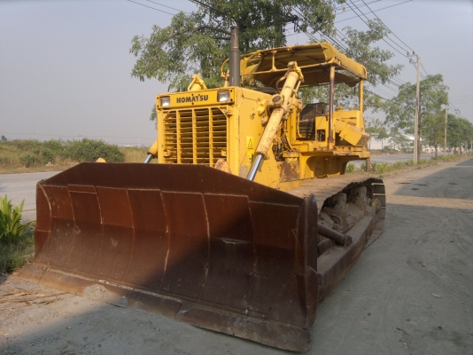 รถแทรกเตอร์ KOMATSU D85A-21 รถนอกนำเข้า สภาพดี เครื่องดี ไม่เคยใช้ในไทย เข้ามาแล้ว ติดต่อมานะ 085-9049669