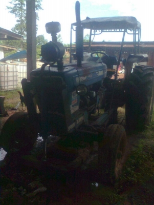 รถไถนา FORD 6600 เสื้อลาย ผาน3+ผาน7+ดันหน้า+ผานยกร่องอ้อย