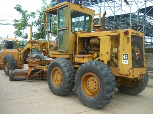 รถเกรด Cat 12G รถนอก นำเข้าจากญี่ปุ่น สภาพพร้อมใช้งาน เอกสารครบ