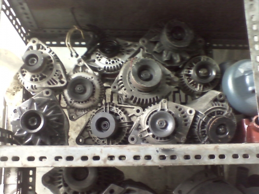 มีหลายรุนเหมาทำไดติดเครืองเสียงรถบัส10ๅลูก12000ตกลูกละ1200บาทถูกๆๆๆมากครับ