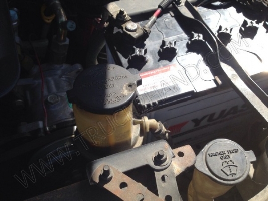 รถบรรทุก 4 ล้อ บรรทุกตู้เย็น ยี่ห้อ TOYOTA