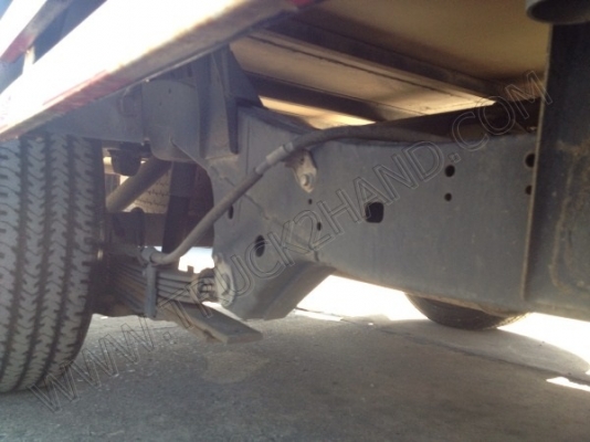 รถบรรทุก 4 ล้อ บรรทุกตู้เย็น ยี่ห้อ TOYOTA