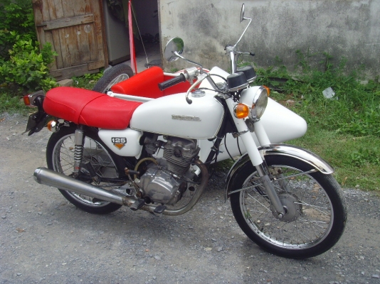 ขาย/แลก Honda cg125+sidecar แนวๆ น่ารักๆ ทะเบียนพร้อมโอน ขาดต่อ1ปี ราคา39000