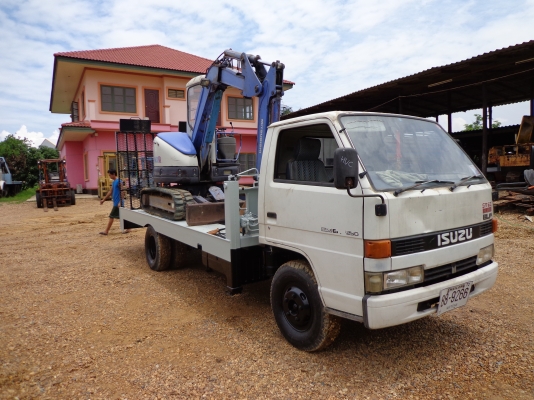 ขายรถเทรลเลอร์ 6 ล้อ ISUZU ติดต่อคุณจิ๊ด โทร. 089-7949488
