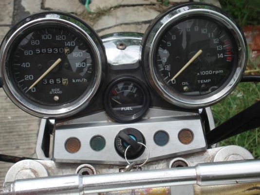 ขาย CB400cc ปี95 ไมล์3ลูก เครื่องแน่นๆท่อแต่งเสียงมันๆเอกสารมีอินวอยแท้100\%คับ