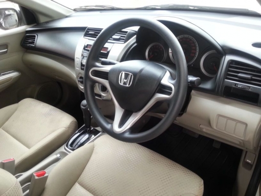 HONDA, CITY 1.5 V i-VTEC (ABS) ปี 2011 เกียร์ออโต้ เดิมๆสักคัน