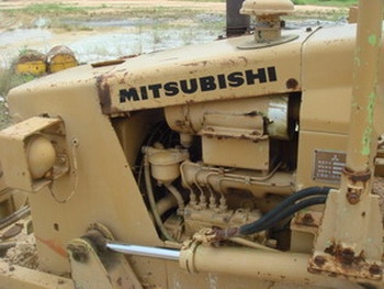 ขายด่วน รถแทรกเตอร์  MITSUBISHI  BD 2F