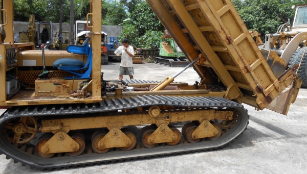 ขายรถดั๊มตีนตะขาบYANMAR  C50 R-2  MOROOKA  MST600 มี 3 คันให้เลือก  เก่านอกพร้อมใช้