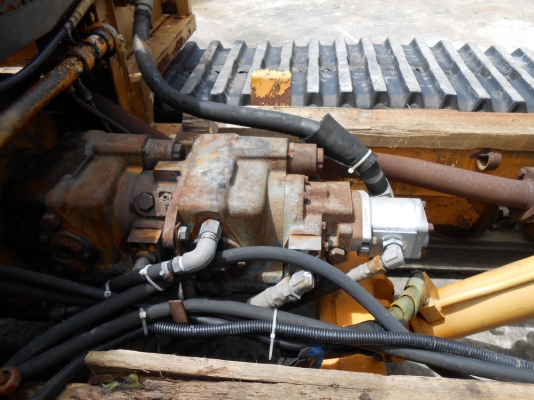 ขายรถดั๊มตีนตะขาบYANMAR  C50 R-2  MOROOKA  MST600 มี 3 คันให้เลือก  เก่านอกพร้อมใช้