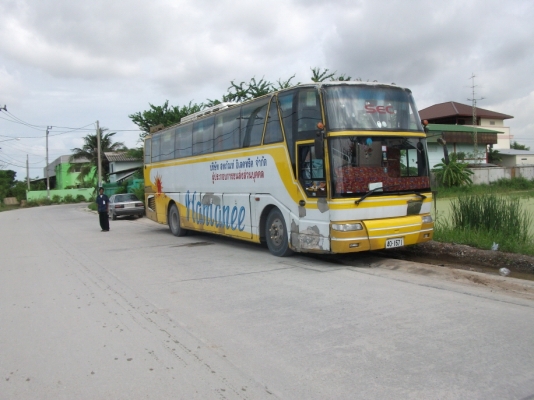 ขายถูกมากรถบัสแอร์ Nissan เครื่องดีเซล