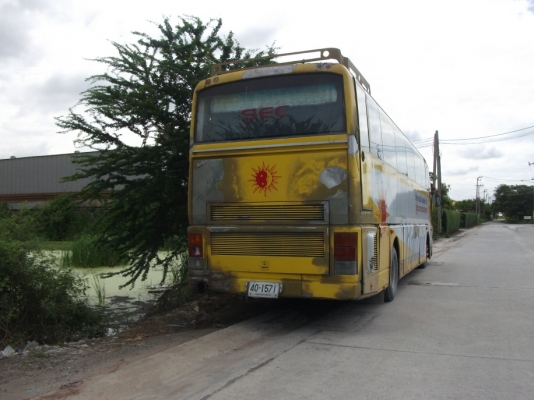 ขายถูกมากรถบัสแอร์ Nissan เครื่องดีเซล