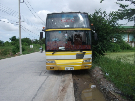ขายถูกมากรถบัสแอร์ Nissan เครื่องดีเซล