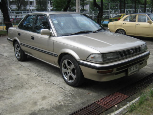 TOYOTA, COROLLA 1.6 GLi(โดเรมอน) ปี 91 เกียร์ออโต้ 48000(รถบ้าน) TOYOTA, COROLLA 1.6 GLi(โดเรมอน) ปี 91 เกียร์ออโต้ 48000(รถบ้าน)