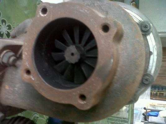 ขายเทอร์โบ TD07 มือสองสภาพดียกพร้อม เขา พร้อมแว็กเกตแยก พร้อมใส่ isuzuพร้อมอินเตอครบชุดเลยคับ ขาย 17500 call 0875800722 0813122649