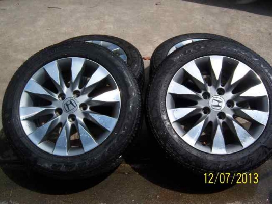 ได้มาใหม่ครับ  แม็ก Honda ขอบ 16  พร้อมยาง