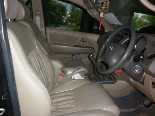 ขายโตโยต้า ฟอร์จูนเนอร์ 4WD  ปี 2010 ประกันชั้น 1  รถงานใช้น้อย