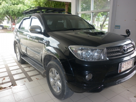 ขายโตโยต้า ฟอร์จูนเนอร์ 4WD  ปี 2010 ประกันชั้น 1  รถงานใช้น้อย