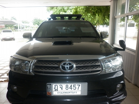 ขายโตโยต้า ฟอร์จูนเนอร์ 4WD  ปี 2010 ประกันชั้น 1  รถงานใช้น้อย
