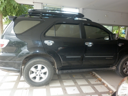 ขายโตโยต้า ฟอร์จูนเนอร์ 4WD  ปี 2010 ประกันชั้น 1  รถงานใช้น้อย