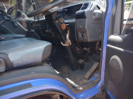 ขาย ISUZU NKR 130 ปี 48 รถห้างแท้ กระบะพพร้อมคอกสวยเดิม ขาย ISUZU NKR 130 ปี 48 รถห้างแท้ กระบะพพร้อมคอกสวยเดิม