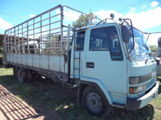 ขายรถ6ล้ออีซูซุร็อก175แรงม้า ยาว 6เมตร เอกสารพร้อมโอน