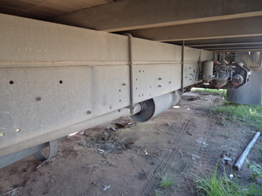 ขายรถ6ล้ออีซูซุร็อก175แรงม้า ยาว 6เมตร เอกสารพร้อมโอน