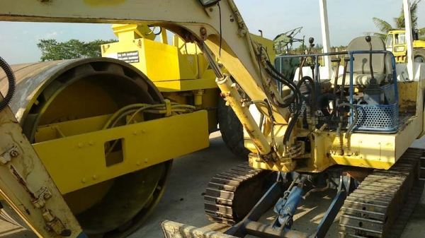 Komatsu PC30-6 เก่านอก เอกสาร อินวอยส์