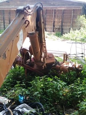 เครน ยูนิค  3 ตัน เก่าเก็บ