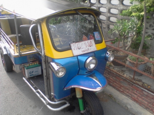 ขายตุ๊กตุ๊กป้ายเหลือง ทะเบียนเต็ม+โอน ราคา70,000-85,000บาท